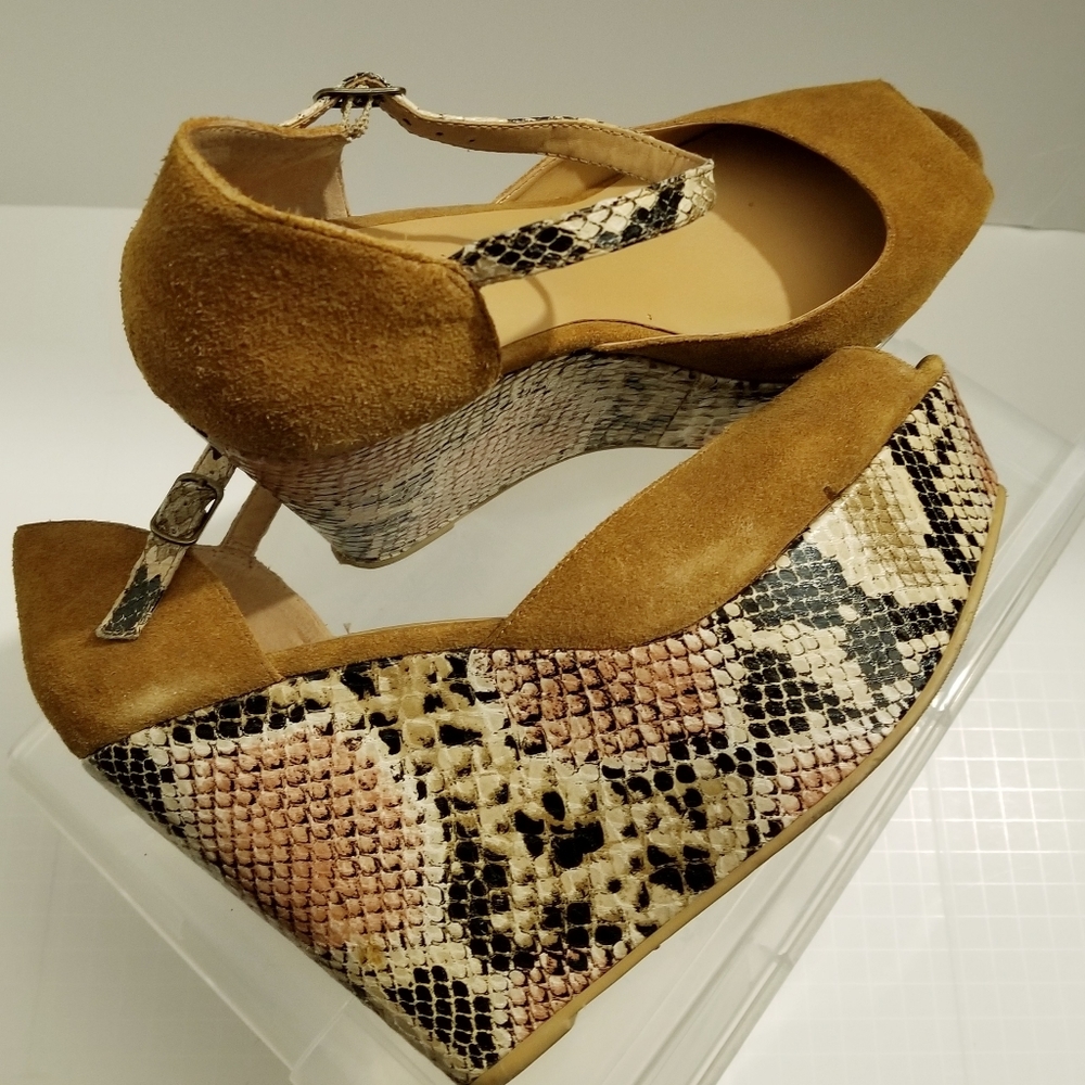 Steve Madden Platform Ankle Strap Wedge Sandal